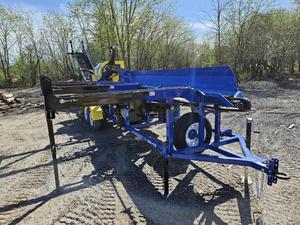 Livraison Gratuite DYNA SC-16 Rapid Split 56HP Diesel, Processeur de Bois de Chauffage, 6 Cordes/Heure, Capacité de Bûches de 22 Pouces, Convoyeur de 16 Pieds - Product Image 1
