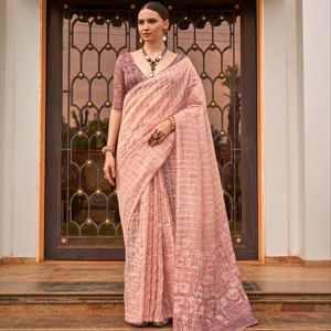 Venta al por mayor de Sari estampado de seda de tejido puro con borde de encaje Sari de estilo étnico indio para niñas y mujeres - Product Image 1