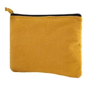 Pochette de toilette personnalisée Annatto, gadgets sur mesure - Product Image 2