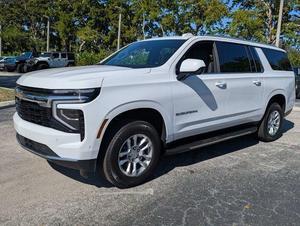 New /USED WHITE 2026 CHE VROLET SUBURAN LS 5.3L V8 360 Rear Camera 31-40T Load Capacity Emission Diesel /GAS Automatic FOR SALE - Product Image 3