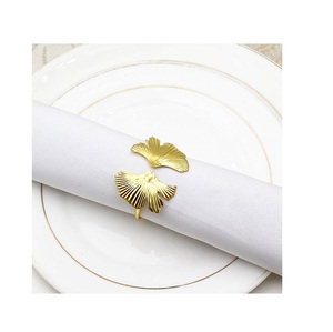 Design décoratif de Table, anneau de serviette en métal en laiton fait à la main, vente en gros, décoration de Table, fabricant d'anneau de serviette de mariage - Product Image 6