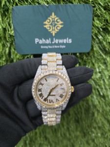 Montre de luxe pour homme Hip Hop Moissanite sertie de diamants, cadran entièrement serti de diamants, ton or, style moderne et affirmé, bracelet mécanique haut de gamme - Product Image 3