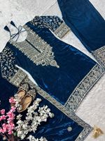 Traje Salwar de Terciopelo Viscosa Pesado para Mujer con Manga Larga, Bordado Intenso y Lentejuelas, Perfecto para Ocasiones Festivas