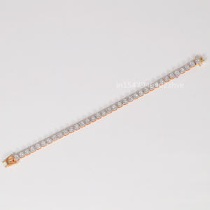 Presentamos una pulsera elegante meticulosamente elaborada en plata de ley 925 adornada con diamante de moissanita con claridad VVS - Product Image 6