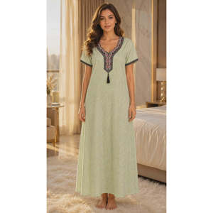 Camisón Largo Estampado 100% Rayón Puro para Mujer, Suave, Transpirable y de Corte Holgado - Product Image 1