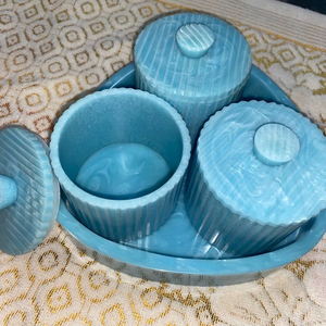 100% ensemble de quatre pots de qualité supérieure et plateau décoratif en résine couleur bleu clair - Product Image 1