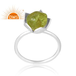 แหวนพลอยเพอริโดธรรมชาติสำหรับ925ผู้ผลิตเครื่องประดับตามสั่ง - Product Image 1
