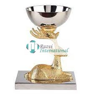 ขาตั้งโลหะสีทองพร้อมถ้วยสาขา Aster โต๊ะประหยัดตกแต่งกลางคาเฟ่สำหรับการเสิร์ฟอาหารขนมรีสอร์ทบรรยากาศ - Product Image 4