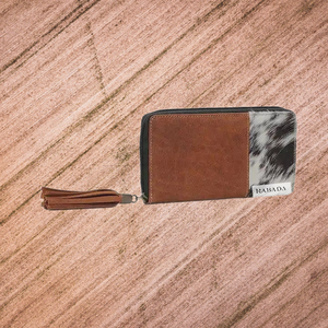 Latest Deigned Western Cowgirl Genuine Leather <b>Wallet</b> With Hair on and Tassel Design Manufacturer and Wholesaler - Product Image 4