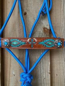 Cabestro de Cuero Ecuestre para Caballos de Primera Calidad, Duradero y Personalizable, Diseño Acolchado Hecho a Mano, para Caballos Islandeses - Product Image 3