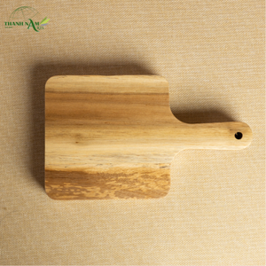 Planche à découper et à servir carrée en bois d'acacia - Conception à double usage, écologique, lavable au lave-vaisselle, 3 cm d'épaisseur - Product Image 2