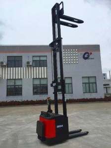 Chariot élévateur à palettes électrique à flancs ouverts, capacité 1000/2000 kg, chariot élévateur électrique complet - Product Image 5