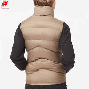 Vestes matelassées pour femmes de qualité supérieure OEM, conçues avec un tissu isolant doux, col montant et performance confortable pour le quotidien - Product Image 3