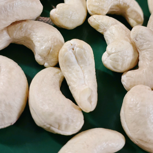 เม็ดมะม่วงหิมพานต์จากเวียดนาม WW240เมล็ดถั่วคาจูบาดัมต้นกำเนิด - Product Image 1