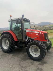 Wholesale Massey Ferguson MF5455 High-Performing Wheel <b>Tractor</b> 2WD/4WD 8-120HP Engine Core Component Included <b>Used</b> <b>Tractors</b> - Product Image 5
