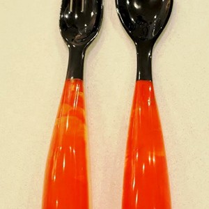 Juego de Servidores de Ensalada con Mango de Resina, Servidores de Ensalada de Madera Natural con 2 Espátulas, Utensilios Hechos a Mano Sostenibles - Product Image 3