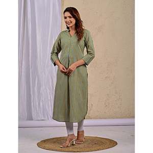 Kurti Recto Estampado con Rayas Verdes, Ropa Étnica India de Rayón para Niñas y Damas, Suave, Cosido, Moderno, para Uso Diario o Fiestas - Product Image 5