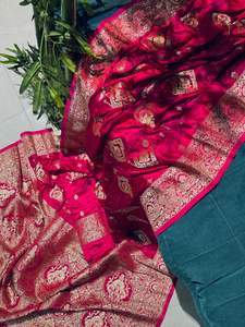 El último diseñador Pure Gaji Silk Zari Weaving Border Saree de FabZone - Product Image 4