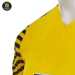 Meilleure vente en ligne : Maillot de football pour homme 100 % polyester, respirant, séchage rapide, léger, manches courtes, dernier style, personnalisable - Product Image 4
