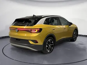 2021 V0LKS-WAJEN ID.4 Pure 110 kWh 148 km/h Pompe à chaleur 148 km/h Pack Style Argent avec barre de remorquage Charge rapide EV Batterie lithium Chargeur de voiture NEDC - Product Image 3