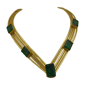 Collar de latón chapado en oro de diseñador en forma de V, Gargantilla de piedra de cristal verde, collar Hasli fuerte de 12 pulgadas para venta al por mayor a granel - Product Image 4