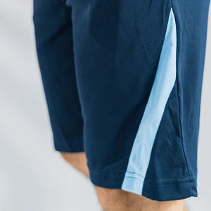 Pantalones cortos transpirables de color sólido con cierre de cordón de cintura media informales para hombre - Product Image 3