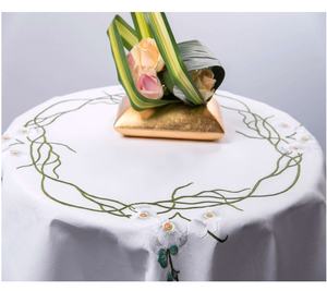 Mantel Redondo de Algodón Blanco Personalizado al por Mayor, Bordado a Mano con Flores de Orquídea, Lavable, para Uso en el Hogar, Restaurantes y Festividades - Product Image 1