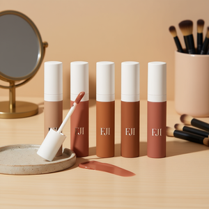 Stylos marqueurs pour les lèvres OEM, rouge à lèvres personnalisable à base de crème pour le teintage et l'illumination - Product Image 3