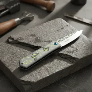 Coltello a serramanico Wallis K900785 con manico in acciaio Damasco e clip a farfalla - Product Image 5
