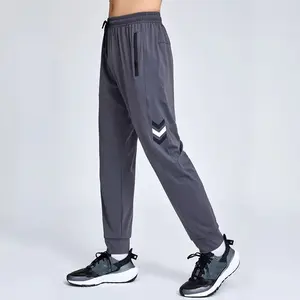 Parana Fasion Casual Outdoor Sports Hip Hop Street Wear Reflect <b>Light</b> Sweatpants Trousers Men's Pants 100% Polyester - Product Image 5