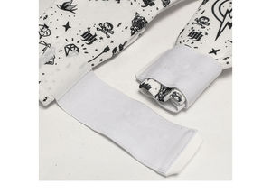 Gants de gardien de but unisexes confortables en latex imperméable avec sangle de poignet réglable, couleur et design personnalisés pour l'entraînement au football - Product Image 5