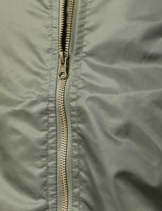 Veste matelassée imperméable pour l'extérieur avec tissu en toile et doublure en polyester, acceptant le logo du client, vêtements de sport OEM - Product Image 5