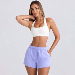 Pantalones cortos de chándal de tiro medio para mujer Periwinkle personalizados de alta calidad con bolsillos, pantalones cortos de gimnasio suaves y transpirables de cintura alta para mujer - Product Image 1