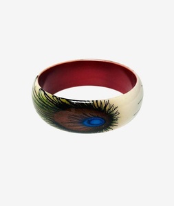 Brazalete de Cuerno de Búfalo Hecho a Mano de Alta Calidad para Mujer, Tallado en Estilos de Feng Shui y Amor de la India - Product Image 3