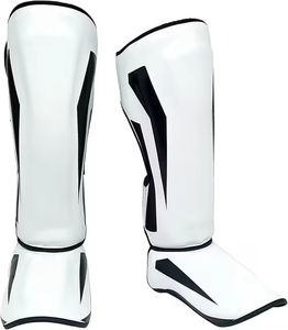 Protector de Espinillas de Muay Thai de Alta Calidad y Ligero, Cuero Genuino PU, Logotipo Personalizado, Cierre de Gancho y Bucle para Boxeo, MMA y Kickboxing - Product Image 1