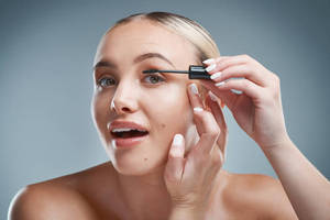 Venta al por mayor personalizado 5ML aceite de ricino Gel líquido suero para el crecimiento de pestañas Etiqueta Privada brocha de maquillaje para cejas ojos ceja estilo Mineral - Product Image 2