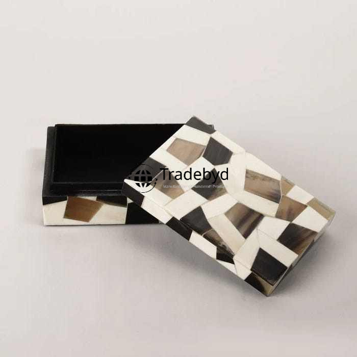 Disponible en différentes couleurs
