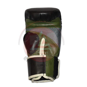 Mitaines de boxe en cuir à prix abordable, directement de l'usine - Qualité professionnelle supérieure, anti-humidité, personnalisables - Product Image 6