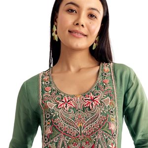 Verde Chinon Zardosi Palazzo tuta all'ingrosso donna abbigliamento etnico OEM fabbrica fornitore di massa produttore di moda personalizzato - Product Image 2