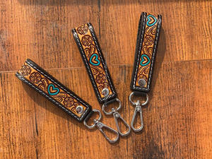 ห่วงโซ่คล้องข้อมือหนังสลักลายดอกไม้ทำจากหนังอุปกรณ์เสริมน่ารัก - Product Image 5