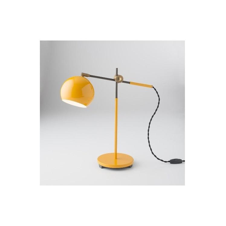 สีเหลือง