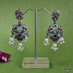 Boucles d'oreilles en laiton argenté oxydé, magnifiquement ornées de pierres multicolores, cadeau pour elle - Product Image 5