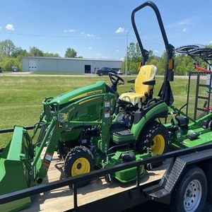 18hp-30hp 4x4สารพัดประโยชน์ GC2610รถแทรกเตอร์ AG รถตักดินพร้อมรถตัก PTO รถแทรกเตอร์ล้อทำการเกษตรขนาดเล็กที่มีประสิทธิภาพเครื่องยนต์สูง - Product Image 1