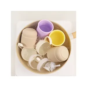 Trend produkte Hot Sale Produkte Korean Hergestellt umwelt freundliche Baby & Kinder Monee Silikon Multi Straw Cup