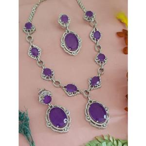 Conjunto de collar con aspecto de piedras AD con acabado plateado de la mejor calidad de diseñador con pendientes para colección de ropa de fiesta de boda para mujer - Product Image 1