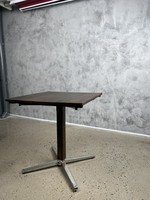Tables et chaises de terrasse extérieures modernes en fer forgé pour jardin, balcon, bureau - Élégantes et confortables