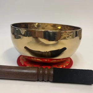 Bol chantant tibétain fait à la main 7 pouces pour la méditation de yoga - Product Image 1