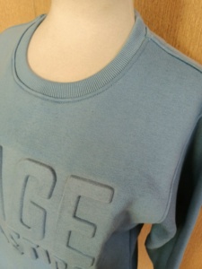 Jersey de cuello redondo con logotipo en relieve personalizado fabricado por expertos, sudadera de lana, sudaderas sólidas de algodón de calidad para mujer - Product Image 2