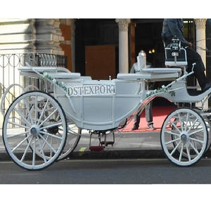 Calèche tirée par des chevaux de style victorien à vendre finition blanche fabricant de calèches dessinées par des chevaux victoriens royaux - Product Image 5