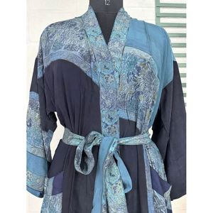 Kimono Vintage de Crepé de Seda, Ligero y Lujoso, Bata Suave y Cómoda, Regalo Perfecto para Mujer, para Usar por la Noche, Tejido de Seda - Product Image 2